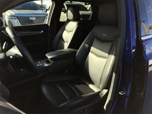 Certified 2023 Cadillac XT5 Luxury image 19