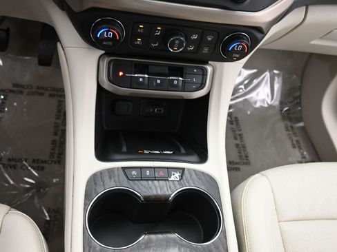 Used 2020 GMC Acadia Denali w/ LPO, Adventure Package AWD/4WD image 19