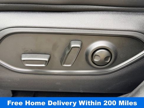 New 2026 Jeep Cherokee Overland image 15