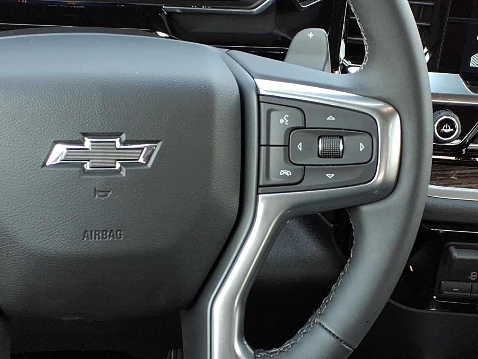 Used 2026 Chevrolet Silverado 1500 RST w/ Redline Edition AWD/4WD image 11