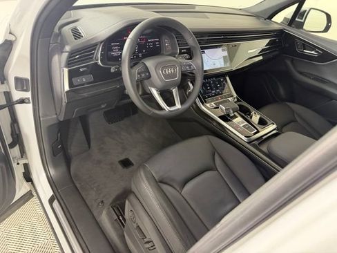 Certified 2023 Audi Q7 2.0T Premium Plus w/ Convenience Package AWD/4WD image 11