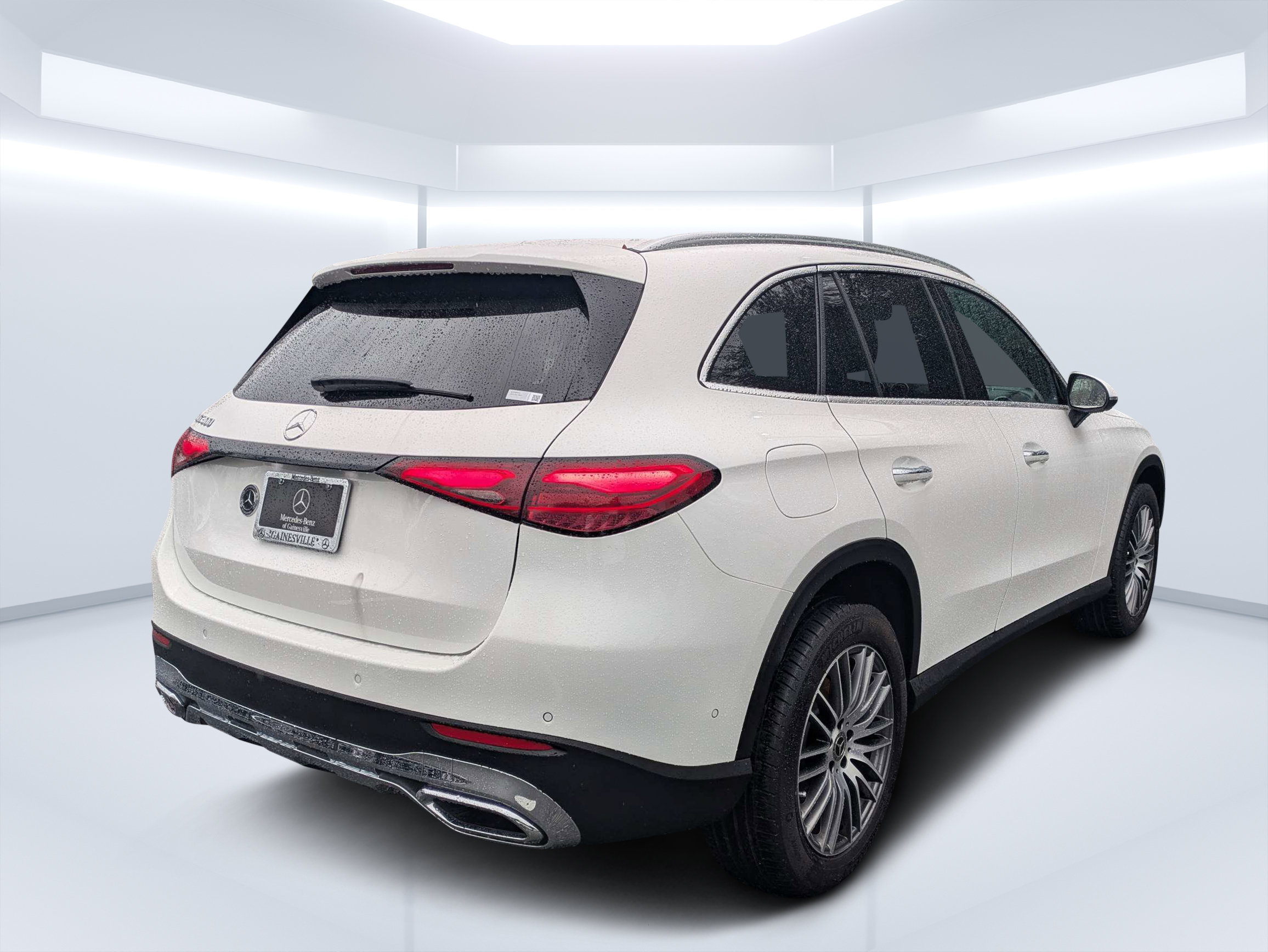 Certified 2025 Mercedes-Benz GLC 300 image 3