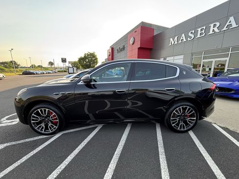 Used 2025 Maserati Grecale Folgore AWD/4WD image 5
