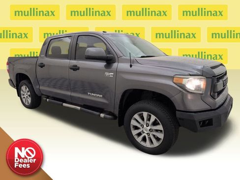 Used 2016 Toyota Tundra Limited image 1