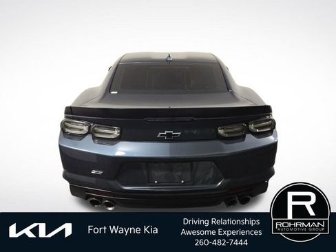 Used 2022 Chevrolet Camaro SS RWD image 9