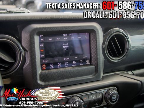 Used 2022 Jeep Gladiator Sport image 15