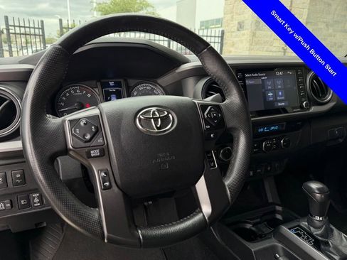 Used 2021 Toyota Tacoma TRD Off-Road w/ Technology Package AWD/4WD image 13