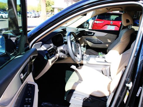 Used 2023 Acura MDX FWD w/ Technology Package image 10