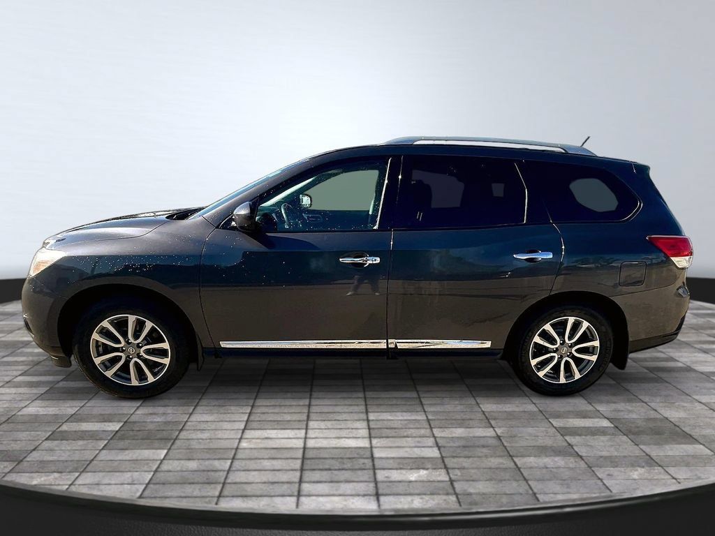 Used 2014 Nissan Pathfinder SL w/ SL Tech Package AWD/4WD image 4