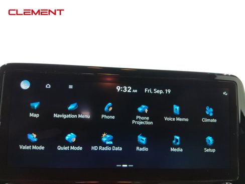 Used 2022 Hyundai Kona Limited image 18