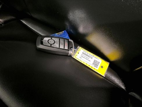 Used 2021 Ford Explorer XLT w/ Equipment Group 202A image 31