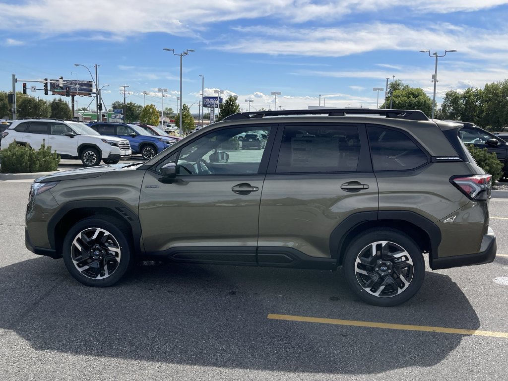 New 2026 Subaru Forester Premium AWD/4WD image 4