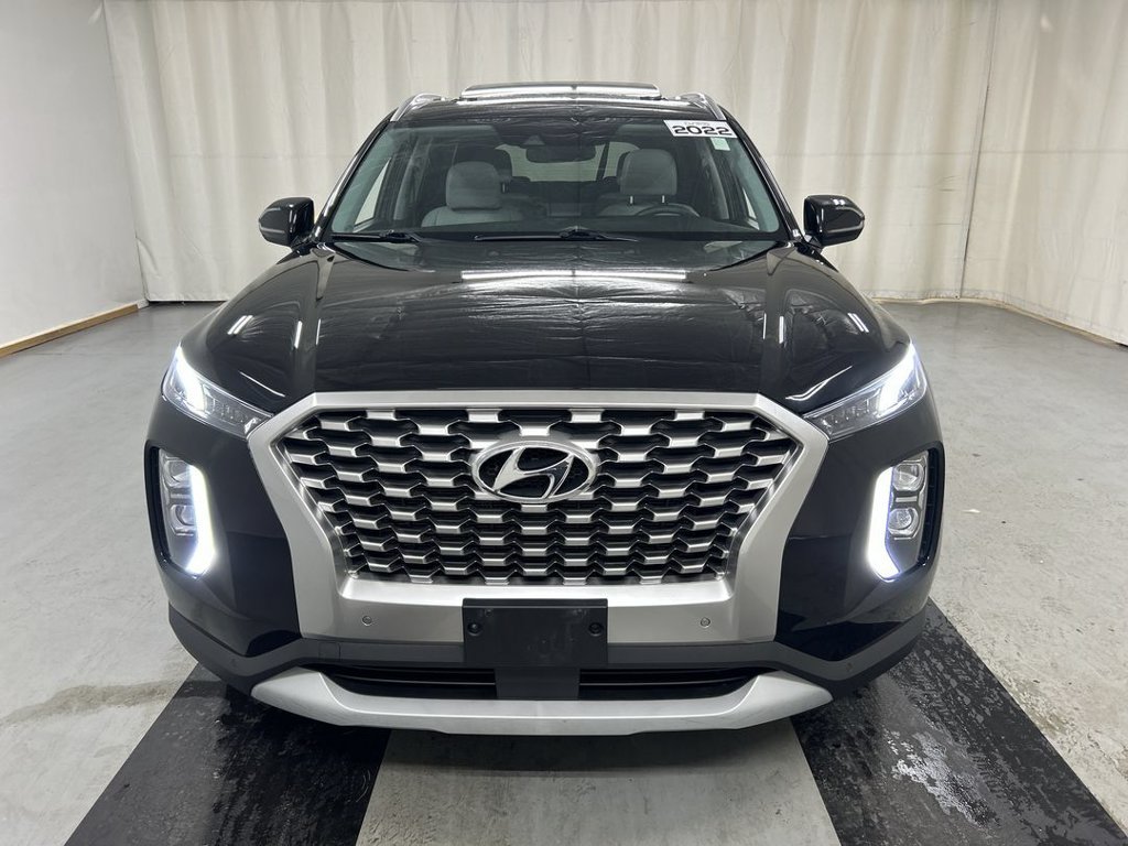 Used 2022 Hyundai Palisade SEL w/ Premium Package AWD/4WD image 3