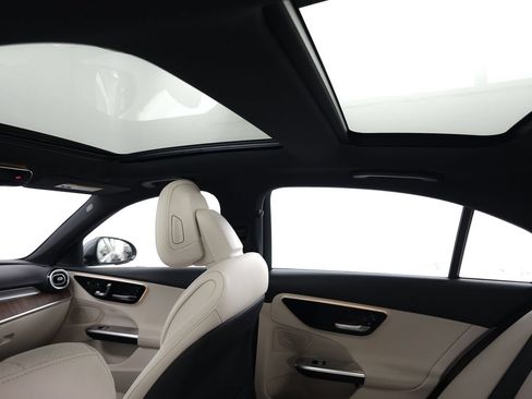 Certified 2026 Mercedes-Benz C 300 4MATIC Sedan image 21