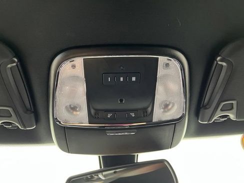 Used 2023 Dodge Charger R/T w/ Plus Group RWD image 35