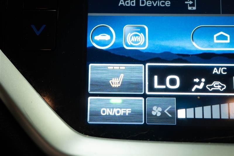 Used 2023 Subaru Ascent Limited AWD/4WD image 30