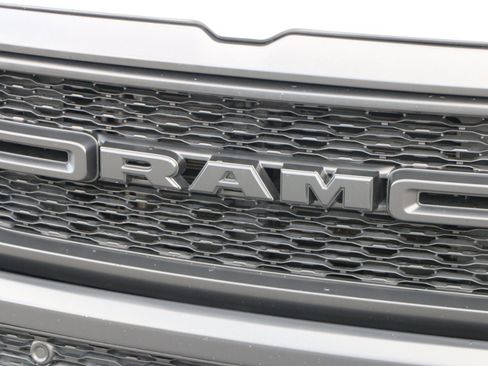 Used 2023 RAM 1500 Big Horn AWD/4WD image 12