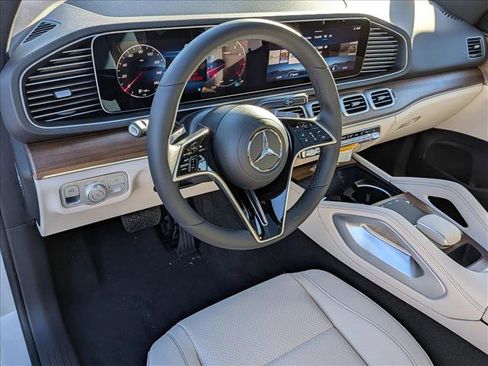 New 2026 Mercedes-Benz GLE 350 4MATIC image 3