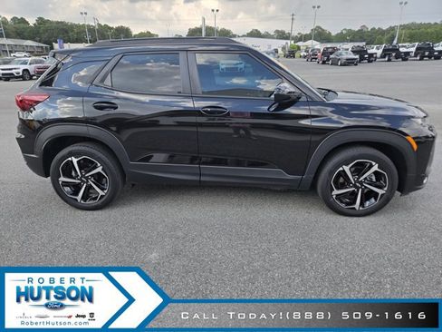 Used 2022 Chevrolet TrailBlazer RS image 5