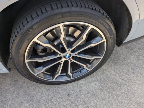 Used 2024 BMW X4 xDrive30i w/ Premium Package AWD/4WD image 18