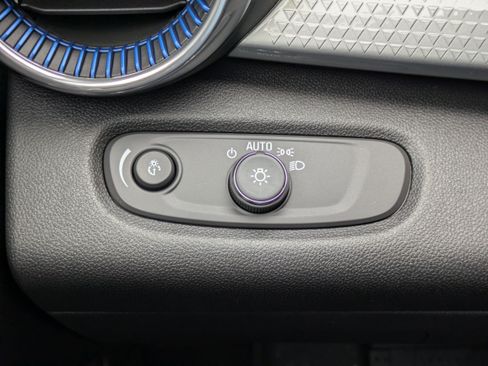 New 2026 Chevrolet Trax LT image 14