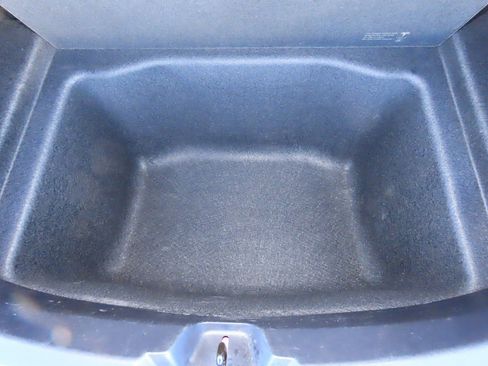 Used 2021 Tesla Model 3 Standard Range Plus image 16