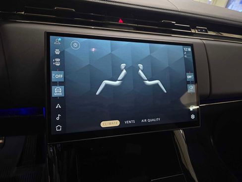 New 2026 Land Rover Range Rover Sport SV image 27