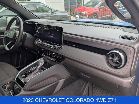 Used 2023 Chevrolet Colorado Z71 w/ Z71 Convenience Package 2 AWD/4WD image 30