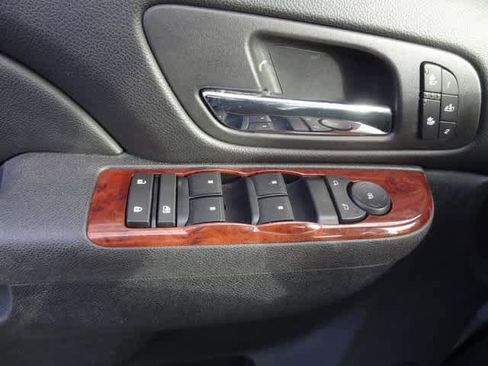 Used 2011 Chevrolet Silverado 2500 LTZ w/ LTZ Plus Package image 8