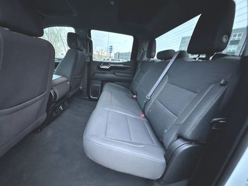 Used 2022 GMC Sierra 1500 SLE image 24