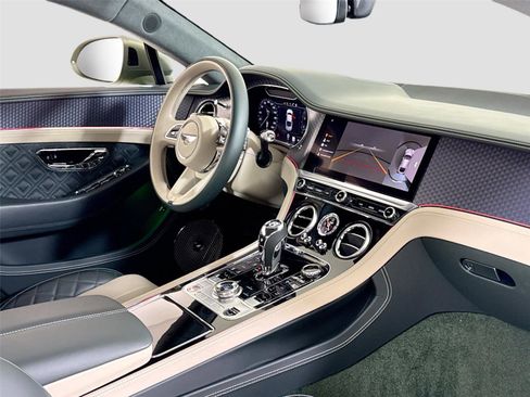 Used 2024 Bentley Continental GT Speed image 29
