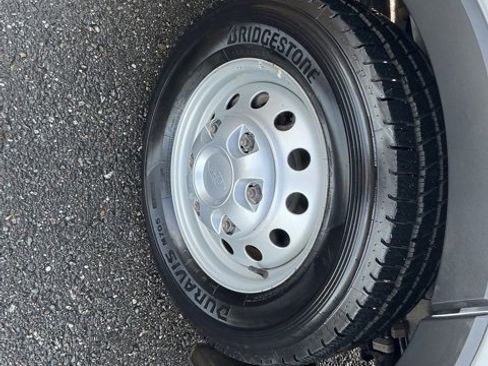 Used 2022 Ford Transit 350 XLT image 22