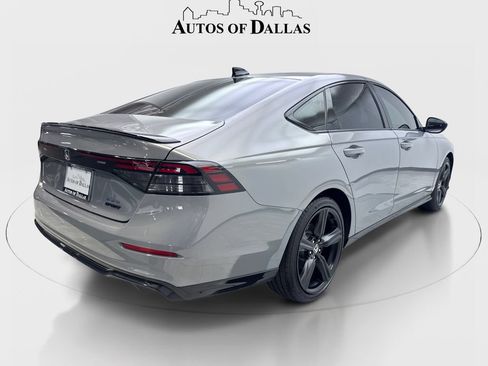 Used 2025 Honda Accord Sport image 6