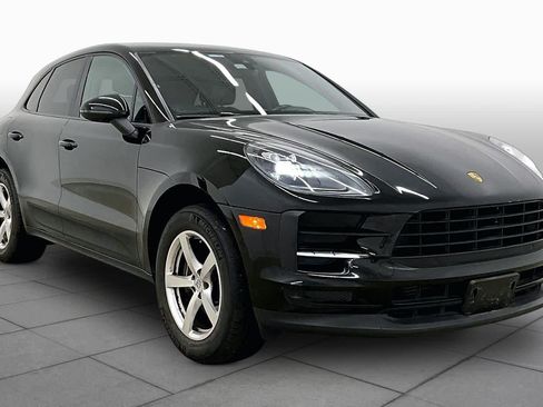 Used 2020 Porsche Macan AWD/4WD image 3