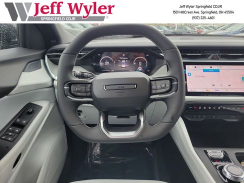 New 2026 Jeep Cherokee Laredo image 8