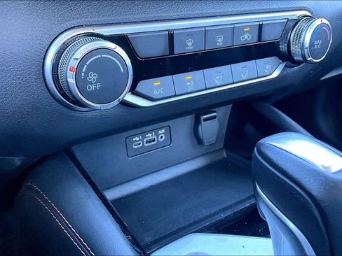 Used 2025 Nissan Altima 2.5 SR image 23