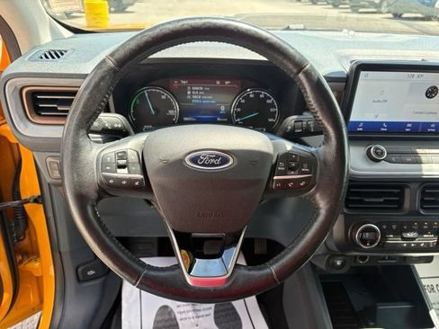 Used 2022 Ford Maverick Lariat w/ Lariat Luxury Package FWD image 17