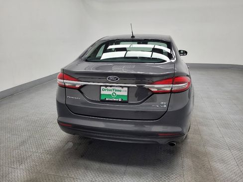 Used 2018 Ford Fusion SE image 7
