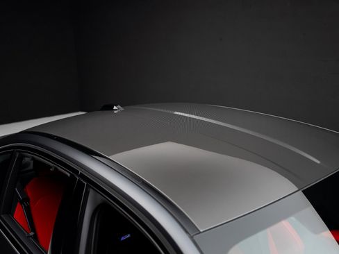 Used 2025 BMW M5 w/ Carbon Package image 76