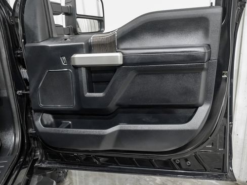 Used 2021 Ford F350 Lariat w/ Lariat Ultimate Package AWD/4WD image 44
