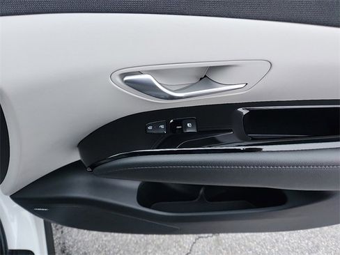 Certified 2024 Hyundai Tucson Limited image 34