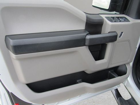 Used 2017 Ford F150 XL w/ Equipment Group 101A Mid image 17