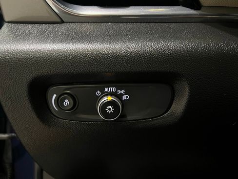 Used 2023 Chevrolet Traverse LS w/ Safety Package AWD/4WD image 18