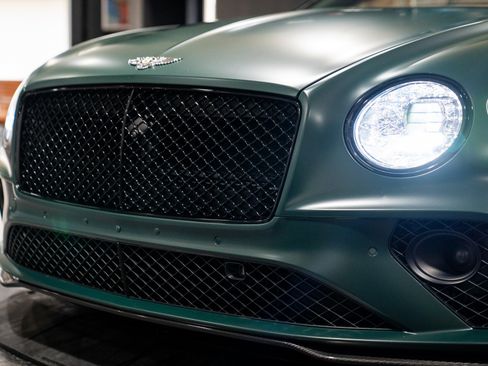 Used 2020 Bentley Continental GT V8 image 15