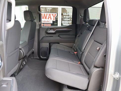 New 2026 GMC Sierra 1500 Elevation image 27