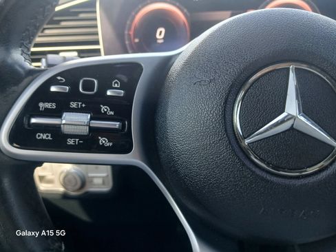Used 2020 Mercedes-Benz GLE 350 4MATIC w/ Premium Package image 28