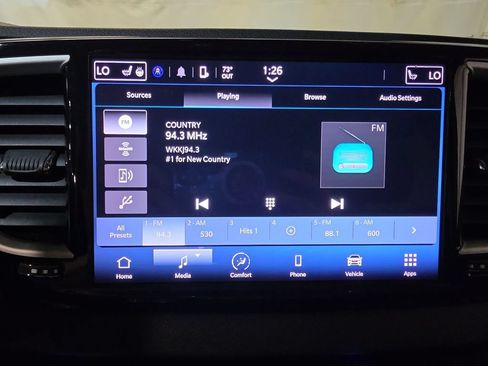Used 2022 Chrysler Pacifica Touring-L FWD image 12