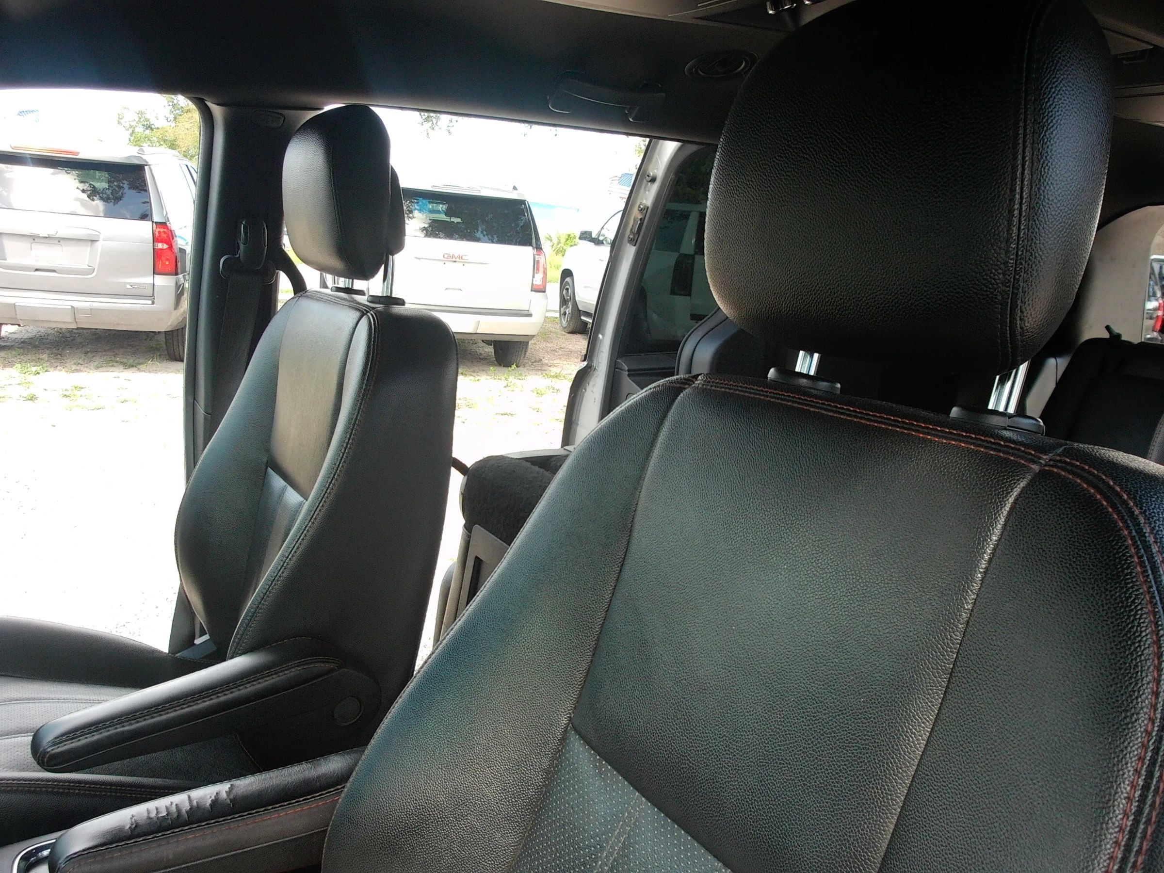 Used 2019 Dodge Grand Caravan GT FWD image 13