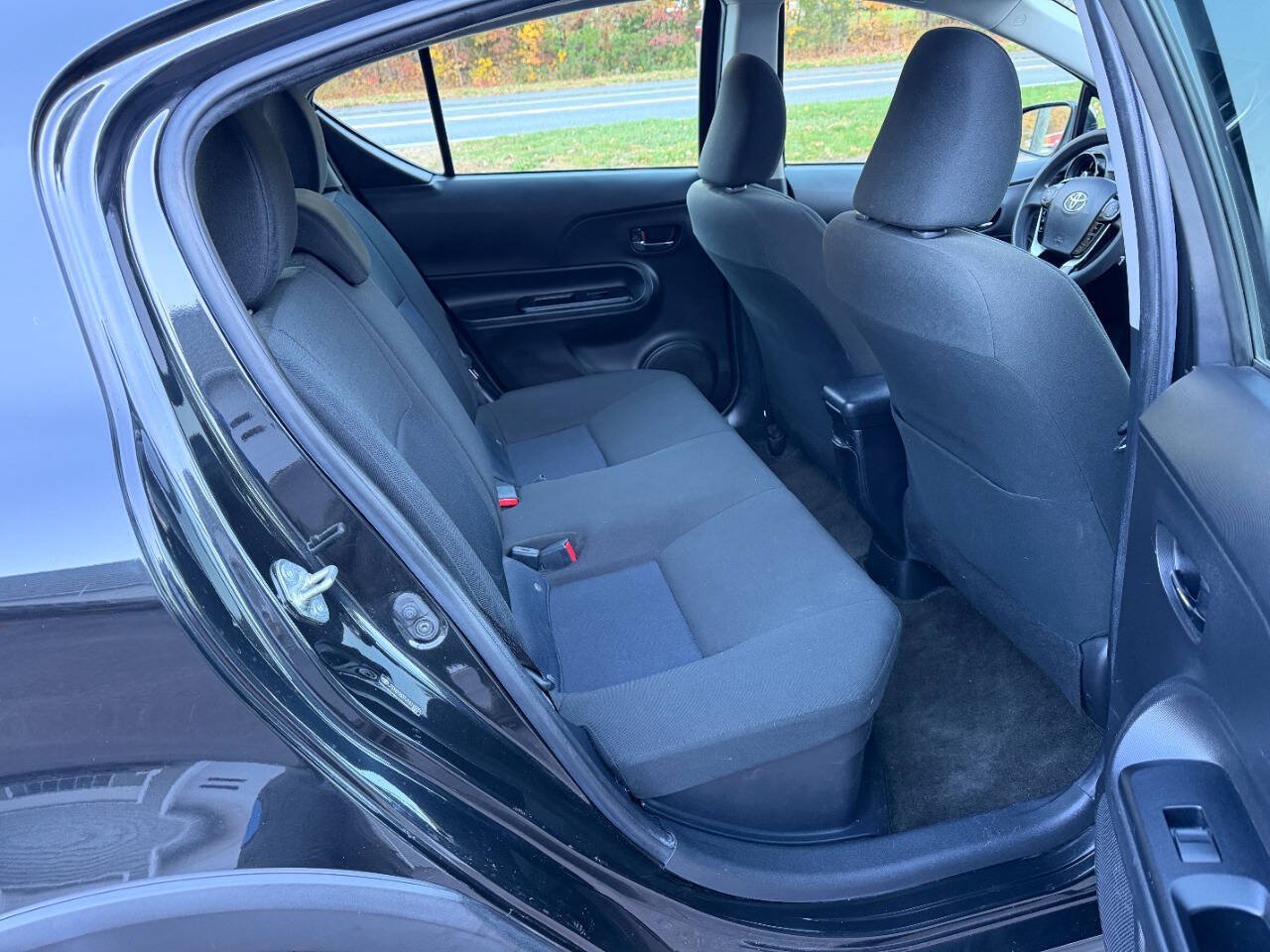 Used 2018 Toyota Prius C Three FWD image 26
