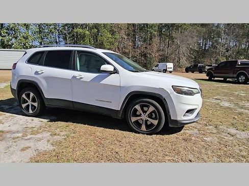 Used 2019 Jeep Cherokee Limited image 36